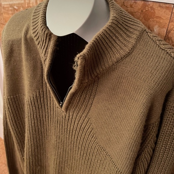 Red X- Mens Sweater - Picture 4 of 15